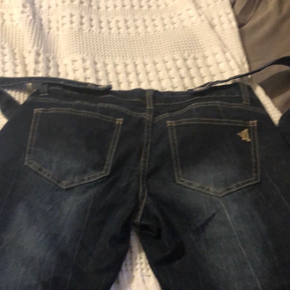 V.I.P jeans - Picture 4 of 6